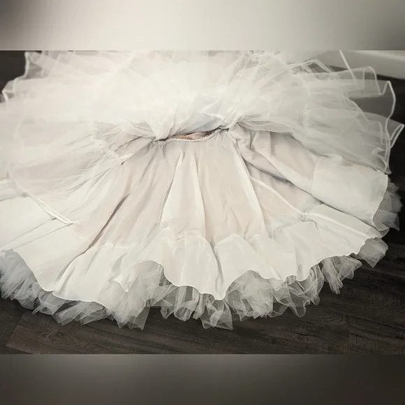 $1200 Sherri Hill 21010 Ivory Nude Gala Pageant Wedding Gown Dress